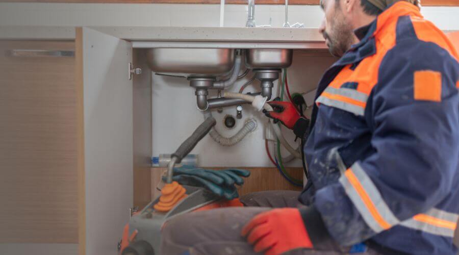 Professional slab leak plumber services in Greenview, CA